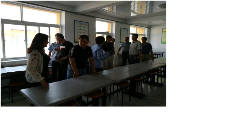 �������ĺ������쵼������ؿ��Ҷ��ĺ�Сѧ...